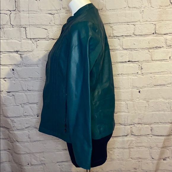 Super soft emerald faux leather lined jacket - Picture 2 of 7